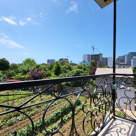 באטומי Guesthouse Gocha Beridze מראה חיצוני תמונה