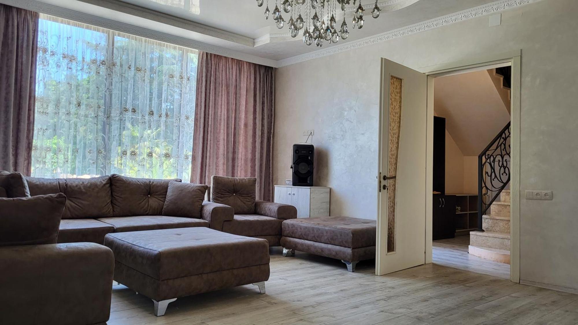באטומי Guesthouse Gocha Beridze מראה חיצוני תמונה